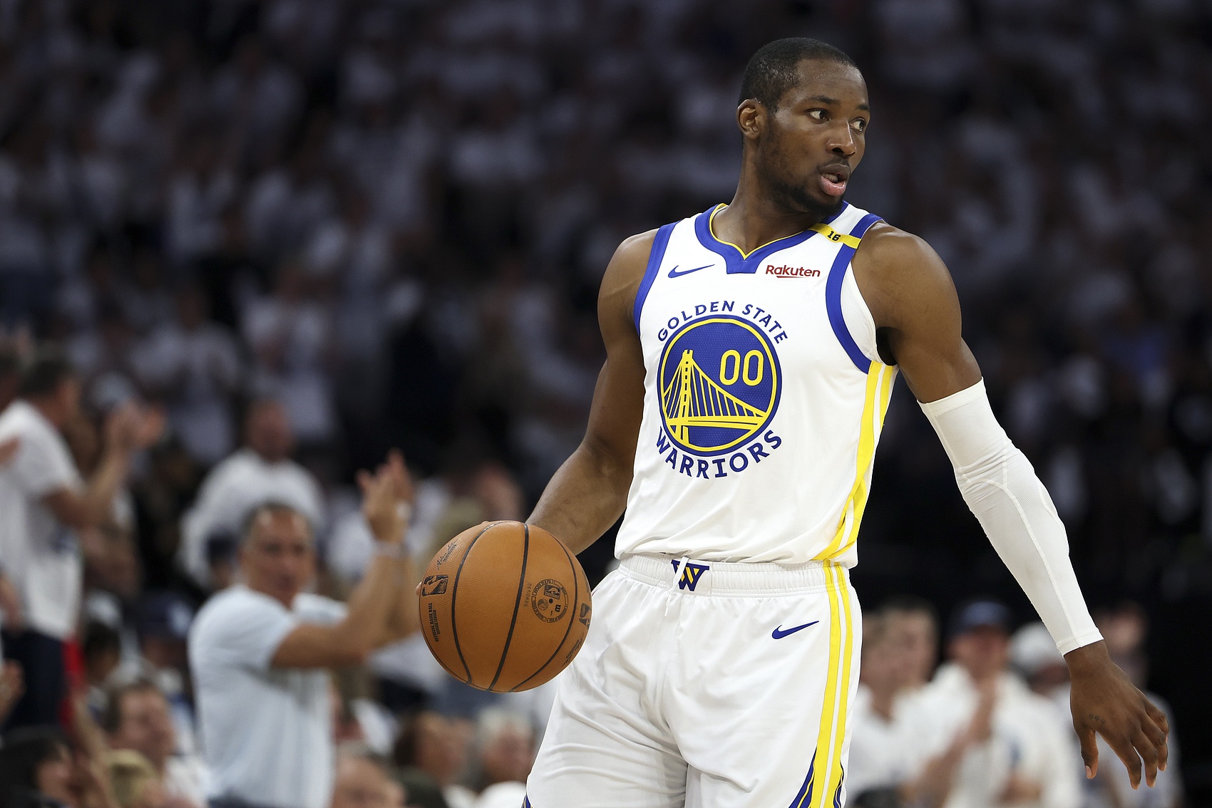 5年2.2亿以上！美记：库明加认为自己和康宁汉姆&amp;巴恩斯同一级别