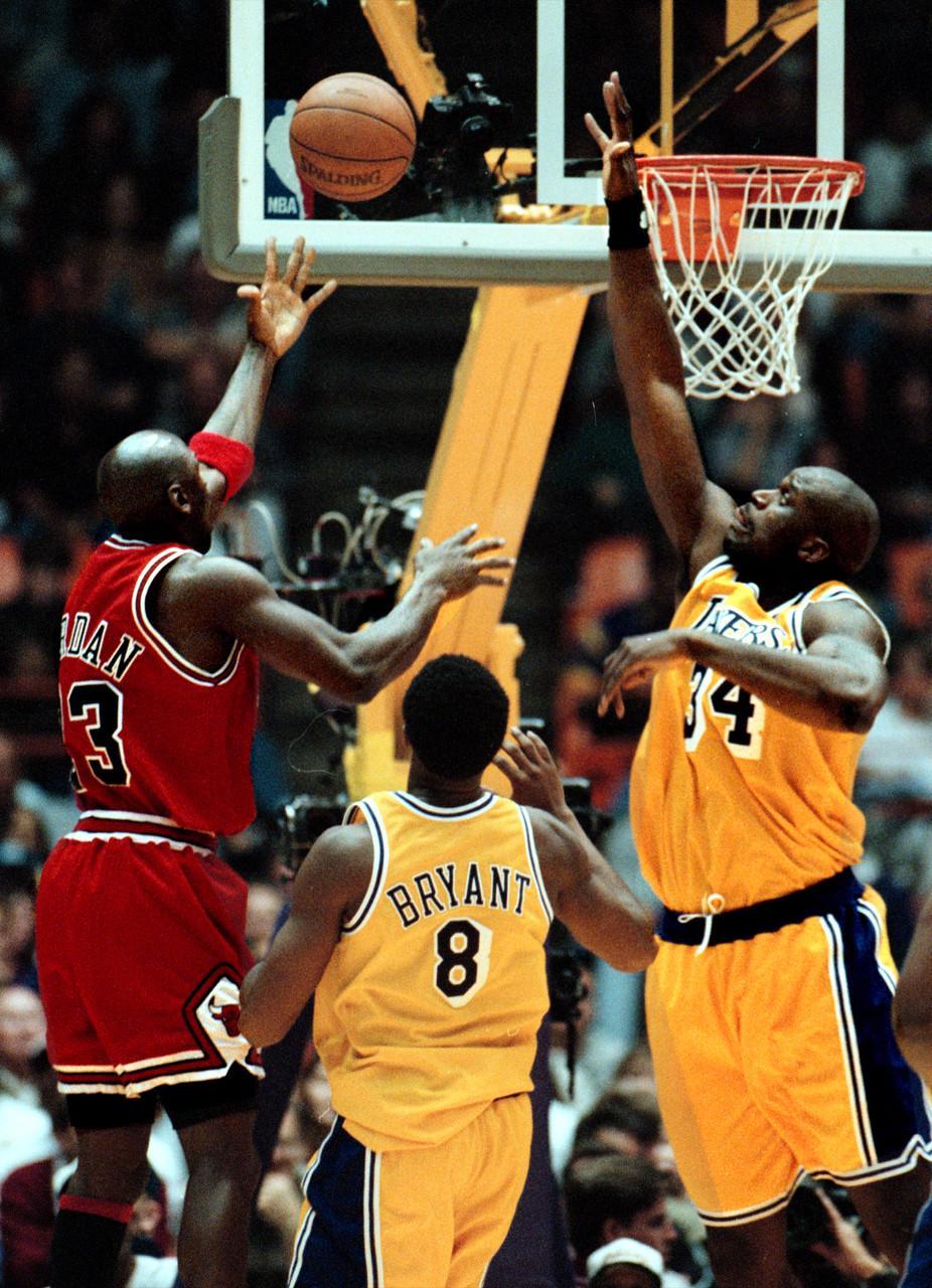 奥尼尔：差点封盖乔丹让我不再怕他 我是最后一个赢过他的人