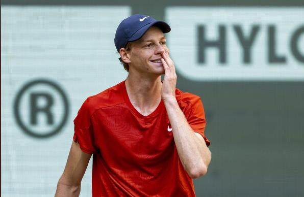 开云APP-首登世界第一后首站即夺冠 辛纳成温网最大热门？