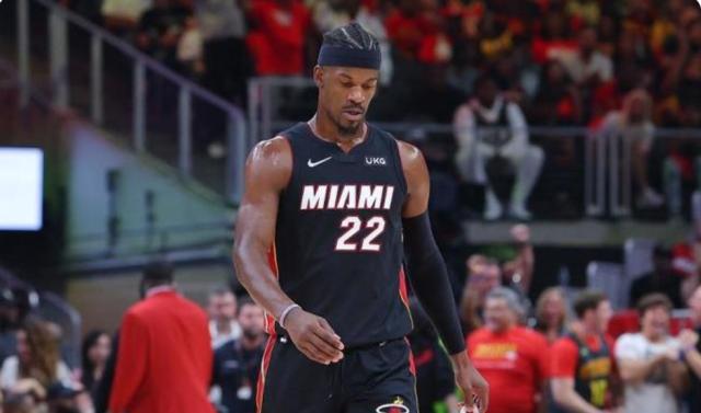 开云-14中3仅得6分 硬汉巴特勒拒绝找借口：和膝盖无关